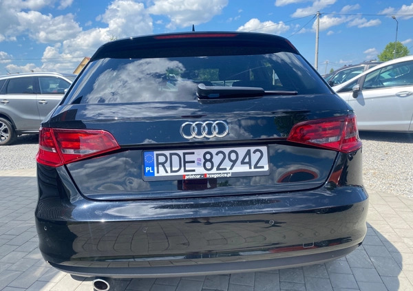 Audi A3 cena 47900 przebieg: 199000, rok produkcji 2015 z Borne Sulinowo małe 154